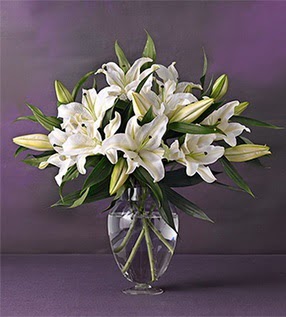 Aydın İnternetten çiçek siparişi  4 dal cazablanca vazo çiçeği