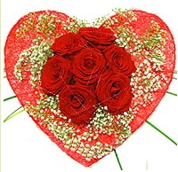 Mika kalp içerisinde 7 adet kırmızı gül  Aydın çiçekçi mağazası 