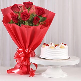 6 Kırmızı gül ve 4 kişilik yaş pasta  Aydın çiçek , çiçekçi , çiçekçilik 